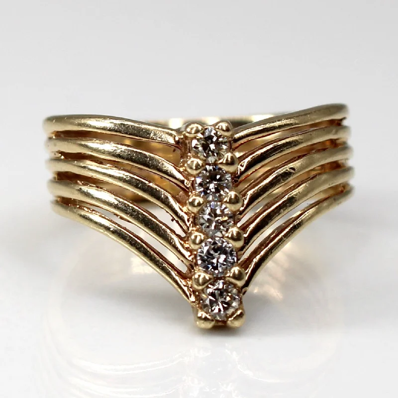 Chevron Diamond Ring | 0.13ctw | SZ 4.24 |