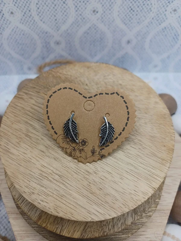 Dainty Silver Leaf Style Earrings