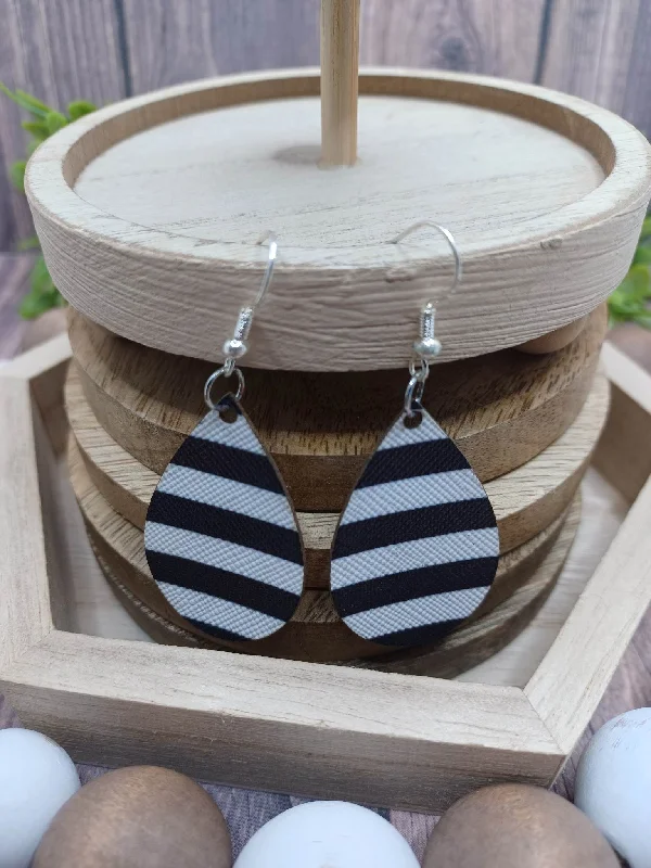 Black & White Striped Dainty Teardrop Earrings