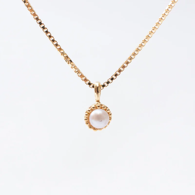 Gold Vermeil & Freshwater Pearl Milgrain Edge Necklace