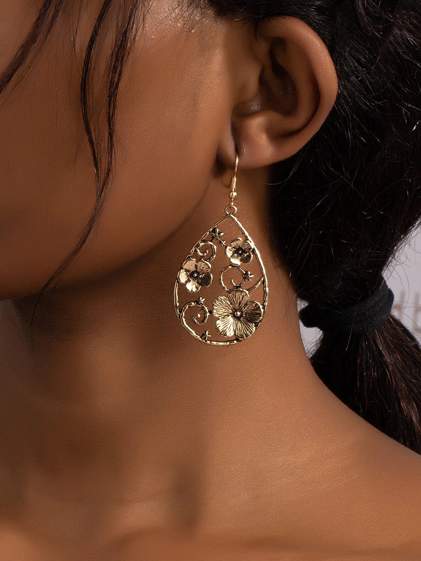 Metal Flower Earrings