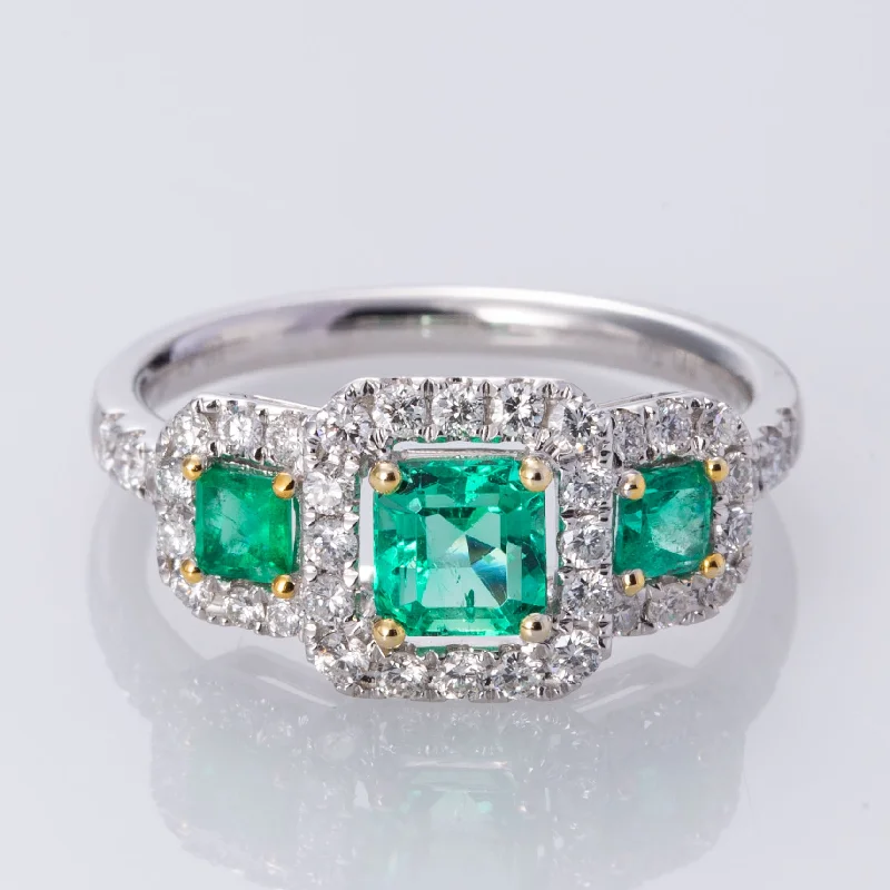 18K Emerald and Diamond Ring | 0.88 ctw, 0.50 ctw | SZ 6.5 |