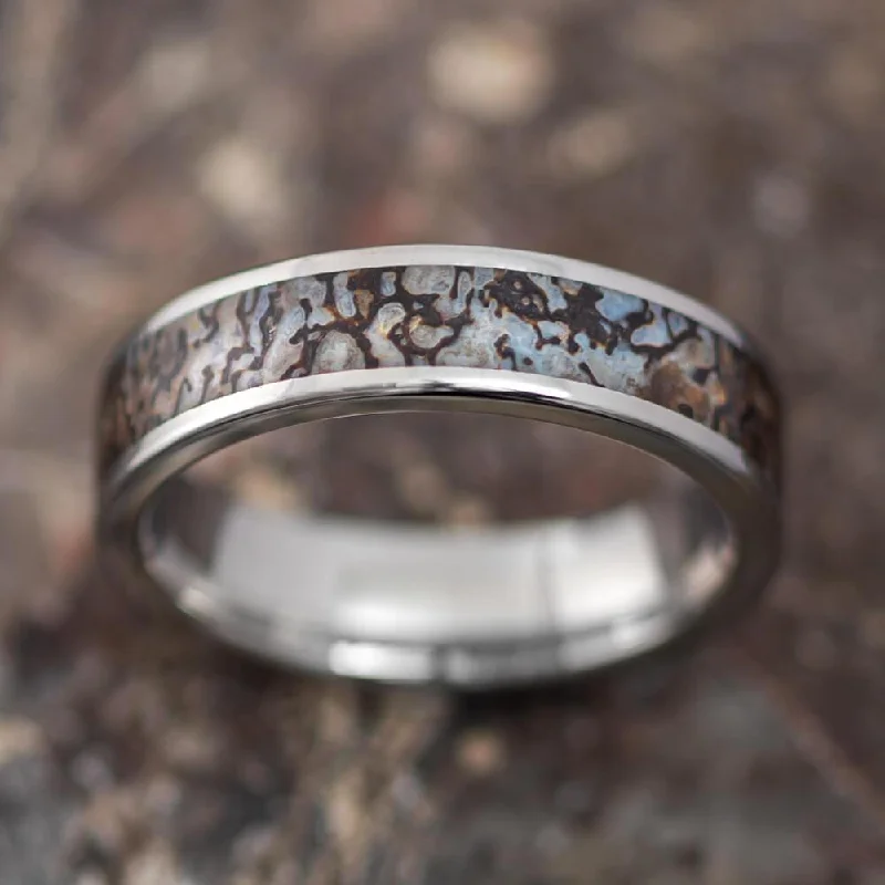 Dinosaur Fossil Men's Wedding Band