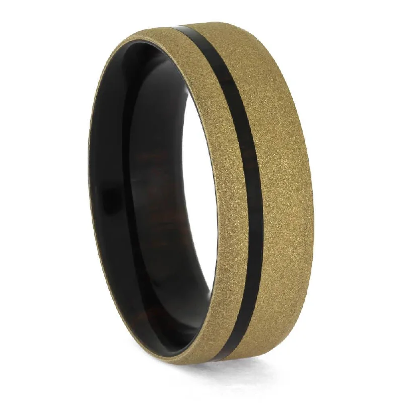 Ironwood Wedding Band in Yellow Gold